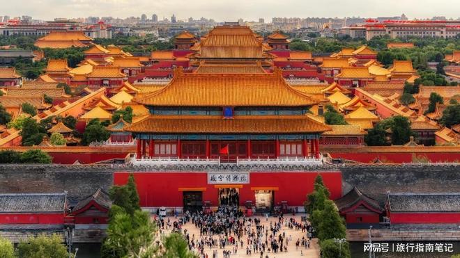 指南：高端定制游亲子研学品质跟团游特色解析j9九游真人游戏第一品牌北京导游服务全景(图3)