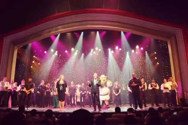 艳遇姐妹们的旅行也很精彩！九游会j9登陆邮轮上没有(图6)