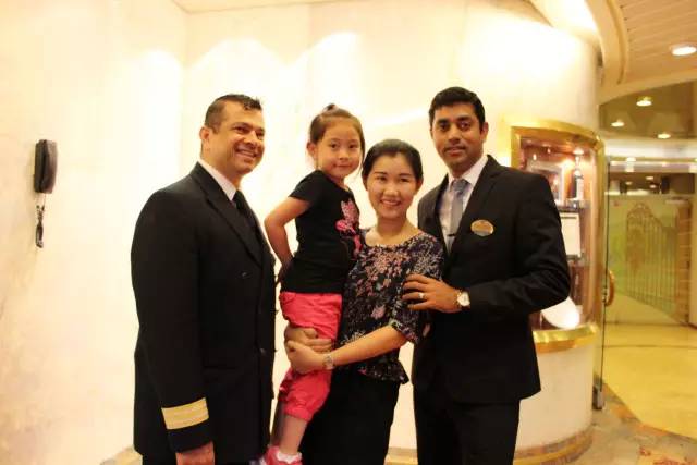 艳遇姐妹们的旅行也很精彩！九游会j9登陆邮轮上没有(图13)