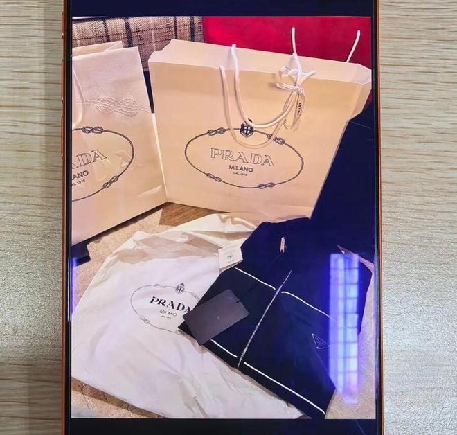 年挥霍一空全部用于环球旅行、包机出游、购买奢侈品等消费九游会j9登录上海一“富二代”骗走朋友1300余万元1(图5)